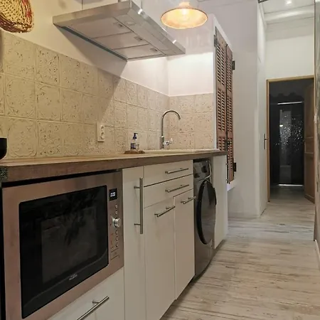 Bnb Jardin Vieux Port Panier Konukevi Marsilya